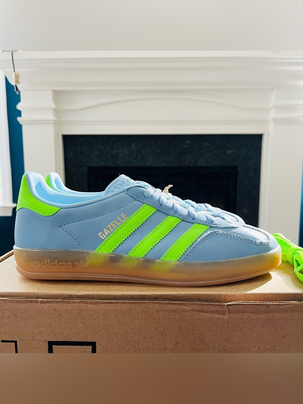 Adidas Womens 7 Gazelle Indoor Clear Sky Solar Green JI1372 New